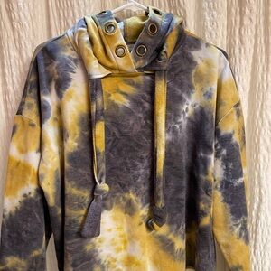Gilded Intent Tie-Dye Hoodie in Yellow and Navy